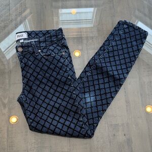 PAIGE Verdugo Ultra Skinny Blue and Black Checkered Jeans. Have wear on Knees.‎
